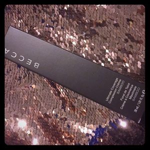 Becca Ultimate Coverage Complexion Creme